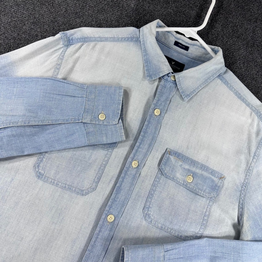 American Eagle Button Down Shirt Mens M Medium Blue Ombre Prep Fit Chambray
